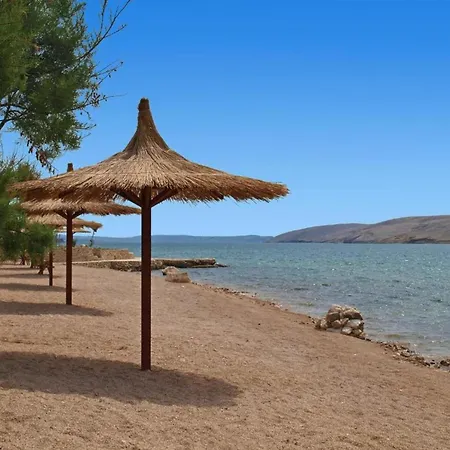 Appartement In Dinji Ka By The *