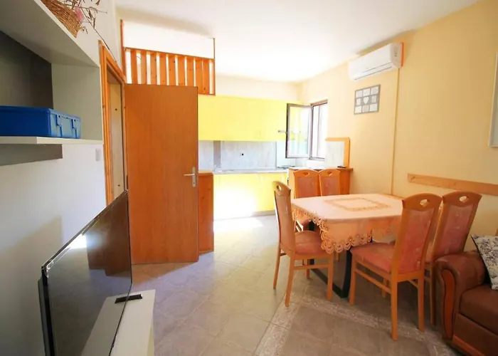 Appartement In Dinji Ka By The *