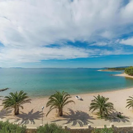 In Dinji Ka By The Apartmán Dinjiška