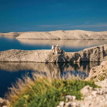 Apartamento In Dinji Ka By The *